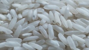 Market video arka plan beyaz cilalı pirinç yakın çekim kamera makro çekim önünde zoom etkisi ile döner