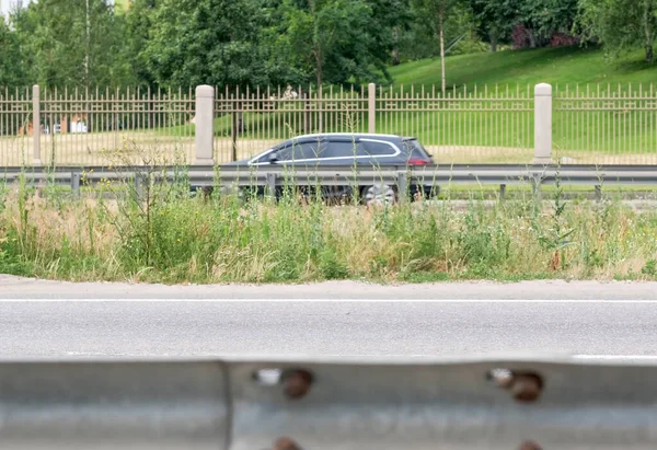 Città Paesaggio Anello Bypass Strada Kiev Estate Nuvoloso Giorno Auto — Foto Stock