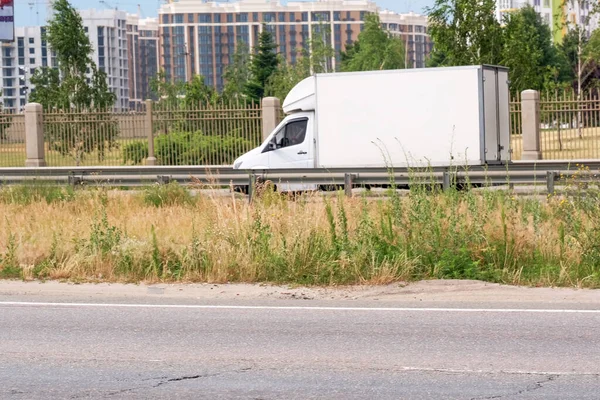 Città Paesaggio Anello Bypass Strada Kiev Estate Nuvoloso Giorno Auto — Foto Stock