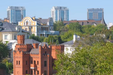 Yerleşim yerleri Kiev, Pechersk, Botanik Bahçesi manzaralı, 22 Eylül 2020