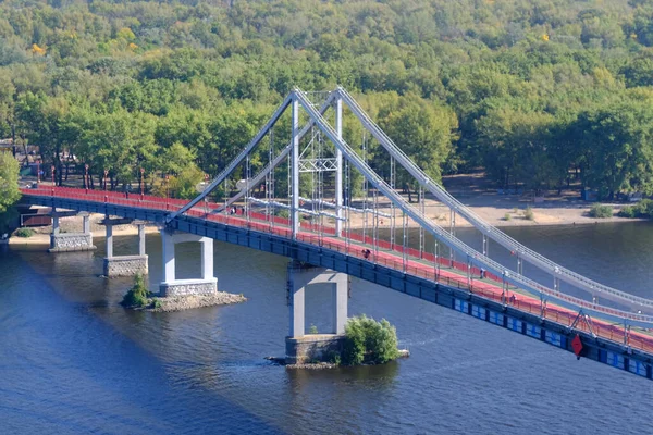 Vue Rivière Dniepr Pont Piétonnier Depuis Rive Droite Ville Kiev — Photo