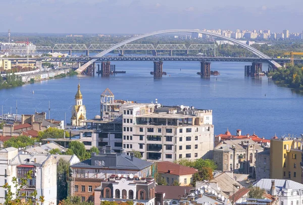 Zicht Rivier Dnjepr Woonwijken Van Kiev Vanaf Rechteroever Van Stad — Stockfoto