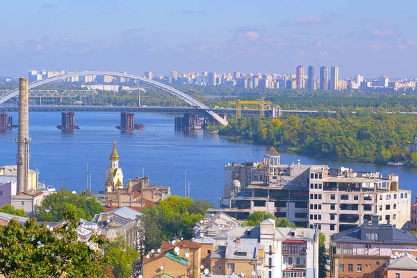 Pohled Řeku Dněpru Obytné Oblasti Kyjeva Pravého Horního Břehu Města — Stock fotografie