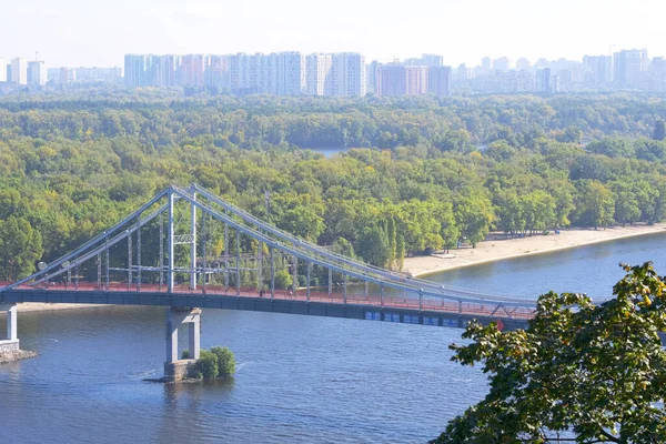 Zicht Rivier Dnjepr Woonwijken Van Kiev Vanaf Rechteroever Van Stad — Stockfoto