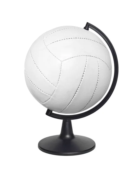 Футбольный мяч в стенде за земной шар — стоковое фото