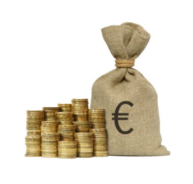 Para çantası ve madeni paralar beyaz arka planda izole edilmiş.