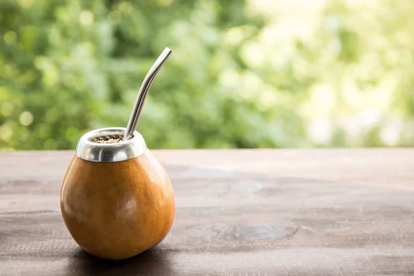 伝統的なマテ茶ドリンク — ストック写真