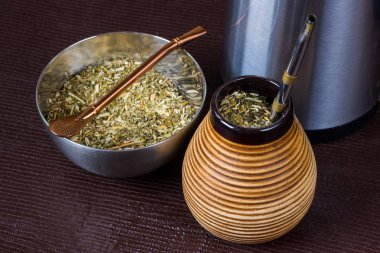 enerjik yerba dostum içki