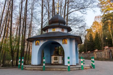 Kutsal Dağ Grabarka, Polonya'daki Doğu Ortodoks Kilisesi'nin en büyük ibadet yeri, Siemiatycze, Podlasie, Polonya.