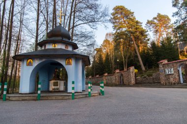 Kutsal Dağ Grabarka, Polonya'daki Doğu Ortodoks Kilisesi'nin en büyük ibadet yeri, Siemiatycze, Podlasie, Polonya.