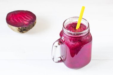 lezzetli taze pancar smoothie kokteyl