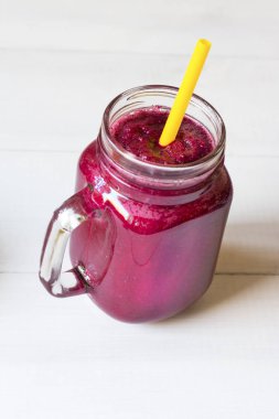 lezzetli taze pancar smoothie kokteyl