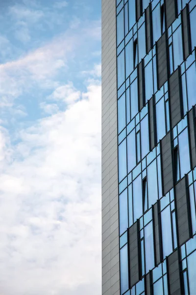 Modern Building Close — Stock Photo, Image