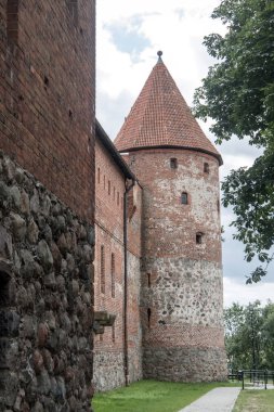 Kashubia, Polonya'da Orta Çağ Bytow tötonik kalesi