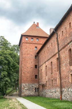 Kashubia, Polonya'da Orta Çağ Bytow tötonik kalesi