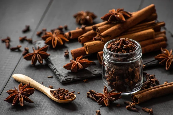 star anise, cinnamon sticks and cloves
