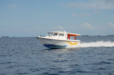 tekne Hint mavi okyanus ötesinden gider