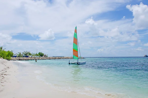 Buque Vela Tierra Isla Maafushi Maldivas Imagen De Stock