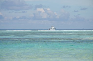 Manzara su turkuaz Hint Okyanusu Maldiv Adası