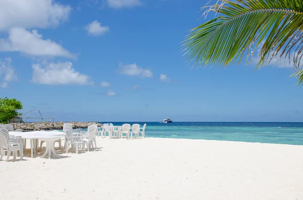 Isola Sulle Maldive Paesaggio Della Spiaggia Dell Oceano Nave — Foto Stock