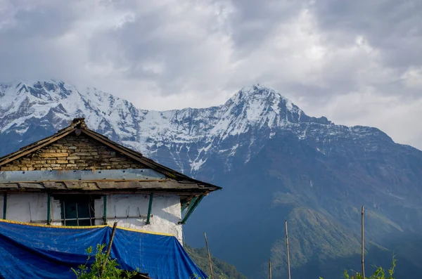 Casas Entre Los Picos Las Montañas Nepal Paisaje Himalaya — Foto de Stock