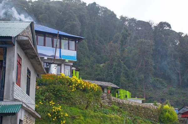 Туристическая Деревня Непала Домами Горах — стоковое фото