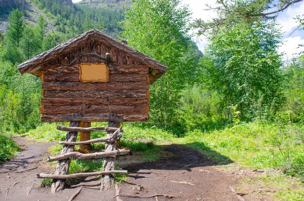 Landschaft Des Altai Gebirges Und Ferienhaus Russland Mit Wald Und — Stockfoto