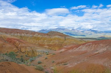 Altai Dağı 'ndaki güzel renkli dağlar Kyzyn Chin Rusya