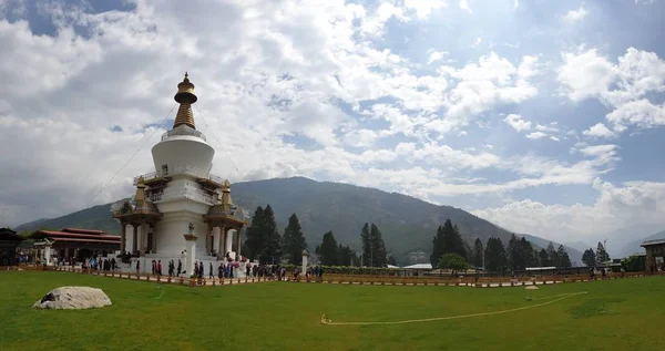 Мемориальный Часовня Тимпу Бхутан Центре Которой Находится Буддийский Храм Посещают — стоковое фото
