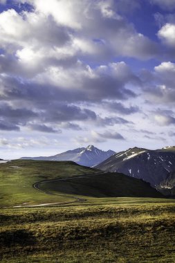 Longs Tepesi ve Trail Ridge Yolu
