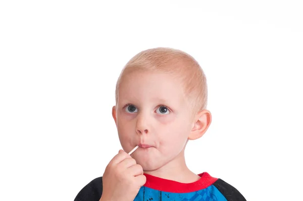 Niño Pequeño Con Una Ventosa Boca Parece Profundo Pensamiento — Foto de Stock