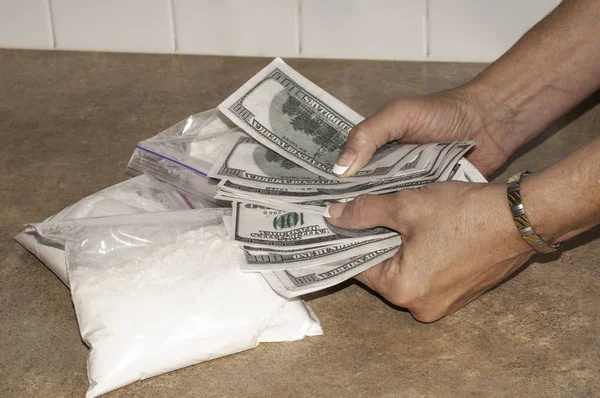 毒品交易, 可卡因现金 — 图库照片