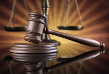 Tokmak, çekiç adalet kavramının