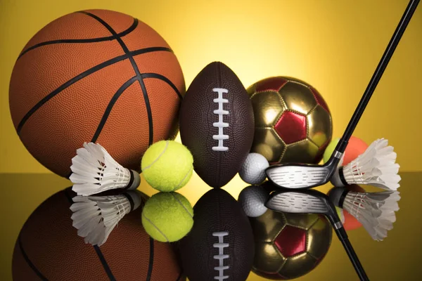 Кульки Різне Спортивне Обладнання — стокове фото