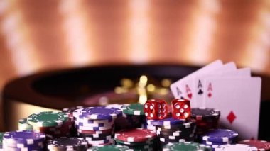 Kumarhanede rulet çarkı çalışıyor, Poker Chips