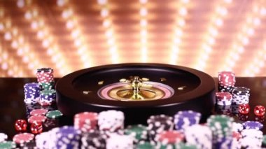 Kumarhanede rulet çarkı çalışıyor, Poker Chips