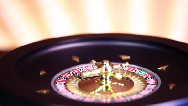 Roulette Hjul Som Körs Ett Kasino Marker Poker — Stockvideo