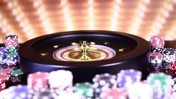 Kumarhanede Rulet Çarkı Çalışıyor Poker Chips — Stok video