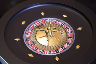 Kumarhanede rulet çarkı çalışıyor