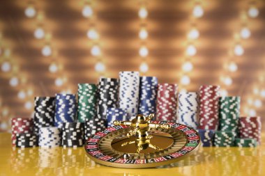 Kumarhanede rulet çarkı çalışıyor, Poker Chips