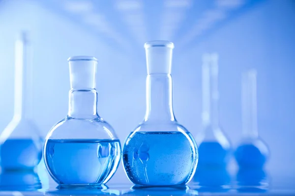 Cristalería Vasos Precipitados Laboratorio Experimento Científico — Foto de Stock