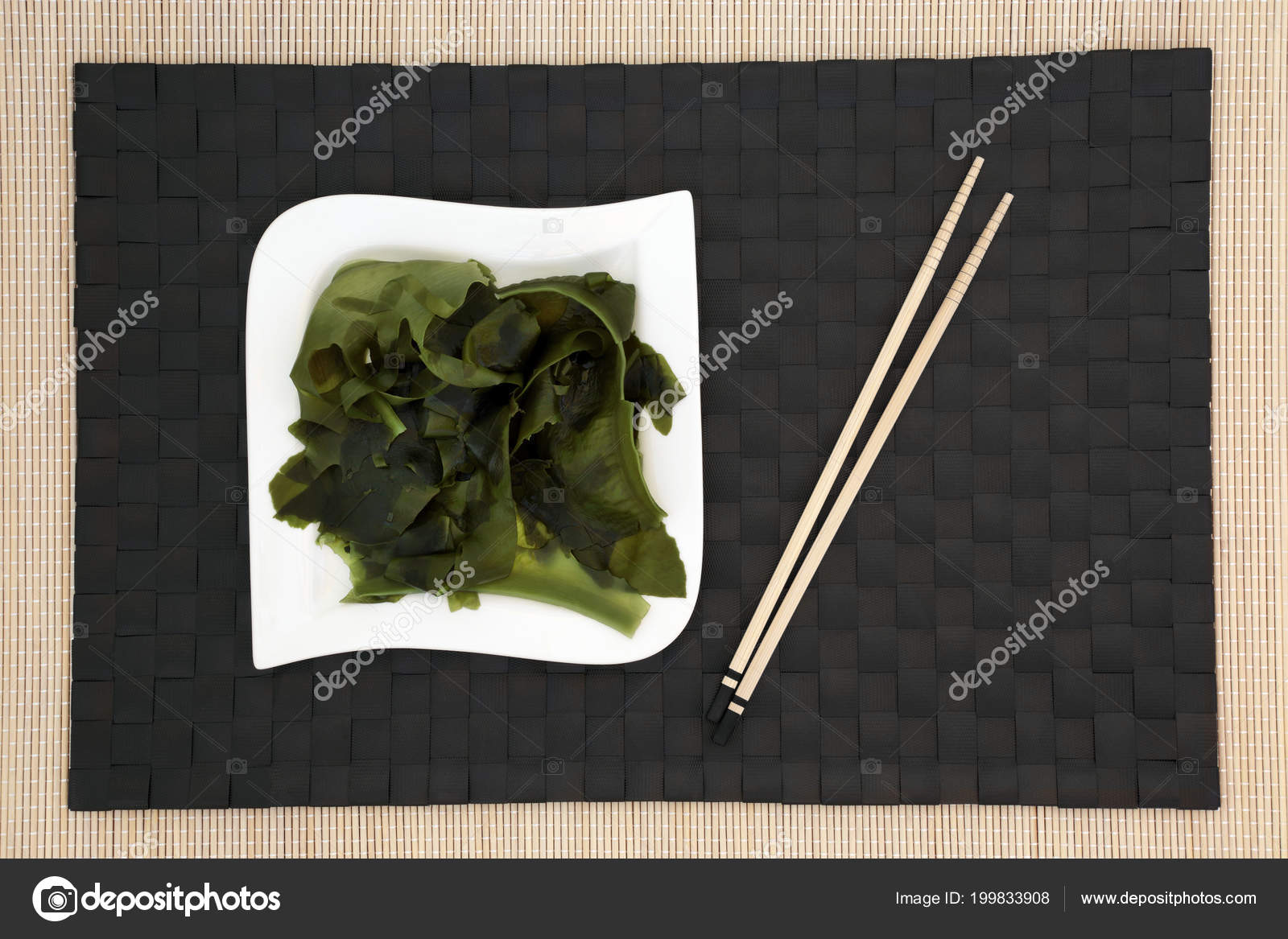 alga wakame verde propiedades