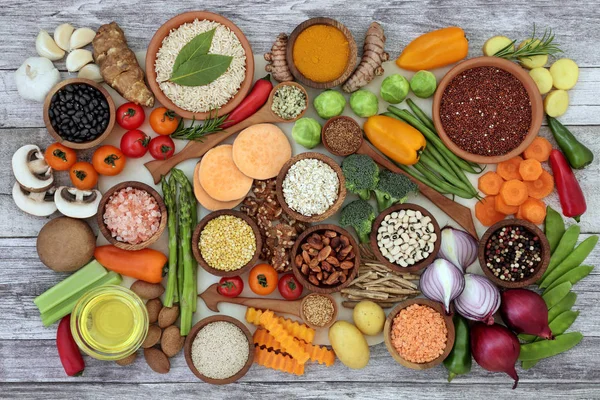 Comida Saludable Para Fitness Con Frutas Verduras Legumbres Hierbas Especias —  Fotos de Stock