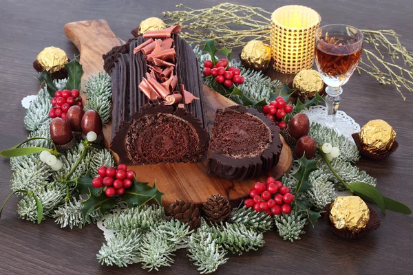 Gâteau Bois Rond Décoré Chocolat Yule Pour Saison Noël Avec — Photo