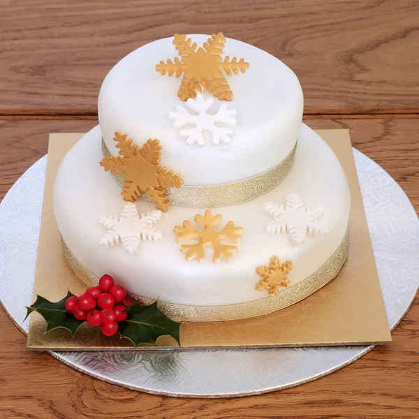Christmas Cake Snowflake Decorations Two Tiered Iced Layers Holly Oak — Stock Photo, Image