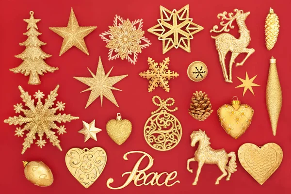 Christmas Peace Sign Gold Bauble Decorations Red Background Traditional Christmas — Stock Photo, Image