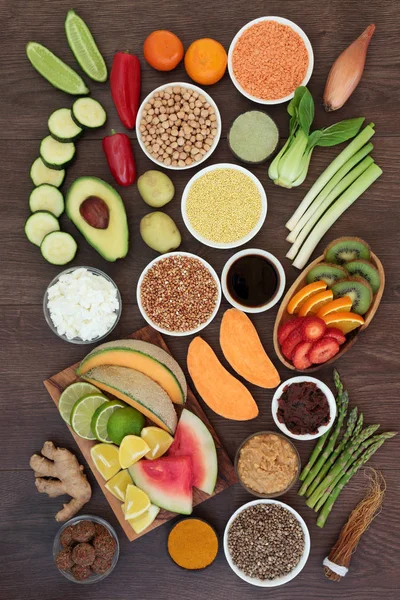 Gezondheid Van Voedsel Voor Veganisten Met Groenten Fruit Zaden Noten — Stockfoto