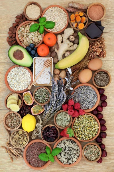 Stress Und Angstlindernde Superfood Auswahl Auch Mit Kräutern Und Gewürzen — Stockfoto