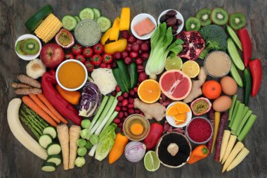 Sağlıklı süper yiyecek toplama