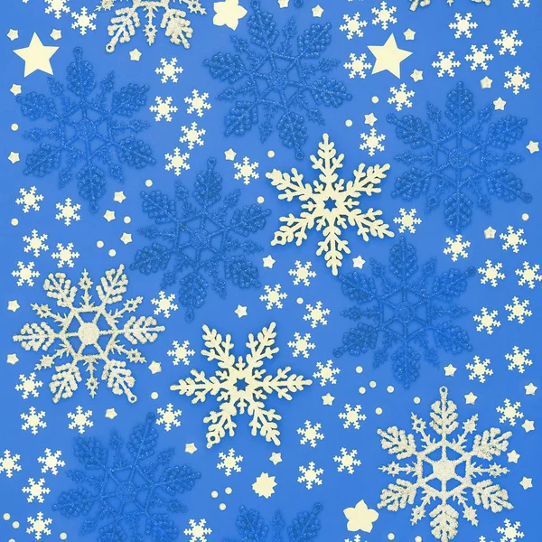 クリスマスの雪片と星の装飾 — ストック写真